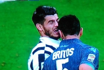 VIDEO: Cầu thủ Napoli tái hiện cú 'thiết đầu công' của Zidane với Materazzi